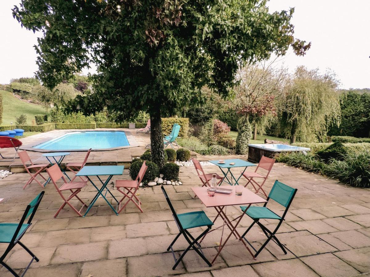 Bed and Breakfast Au Bout De Mes Reves Walcourt Esterno foto