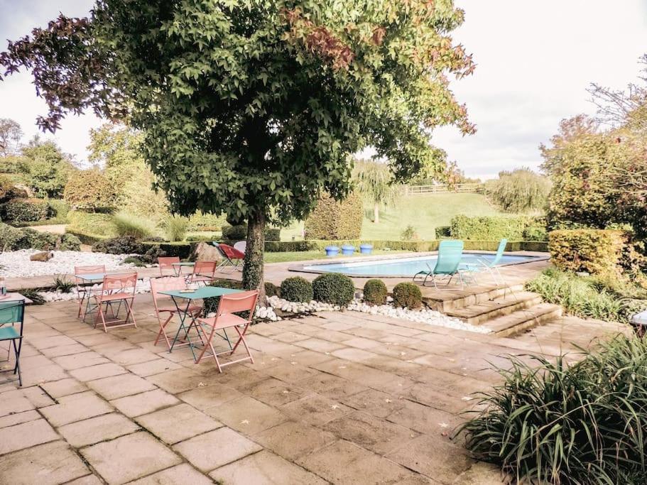 Bed and Breakfast Au Bout De Mes Reves Walcourt Esterno foto
