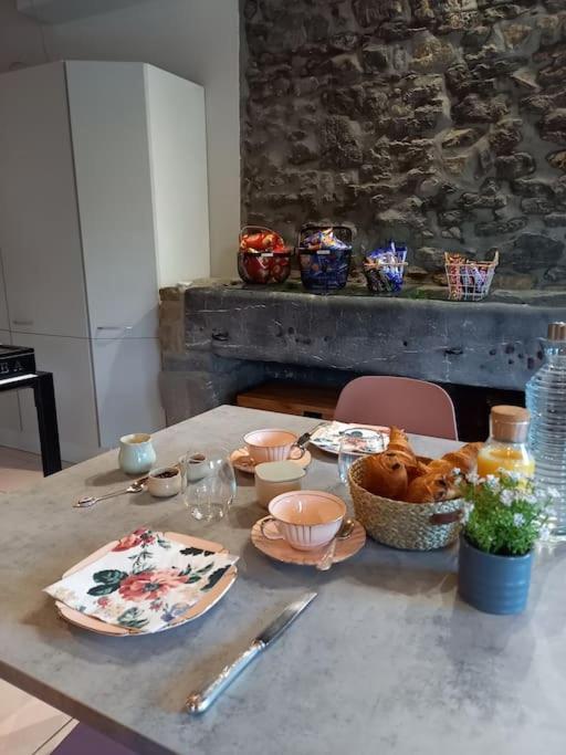 Bed and Breakfast Au Bout De Mes Reves Walcourt Esterno foto