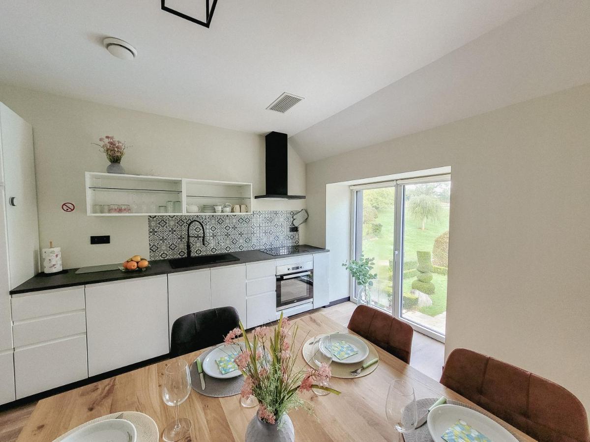 Bed and Breakfast Au Bout De Mes Reves Walcourt Esterno foto
