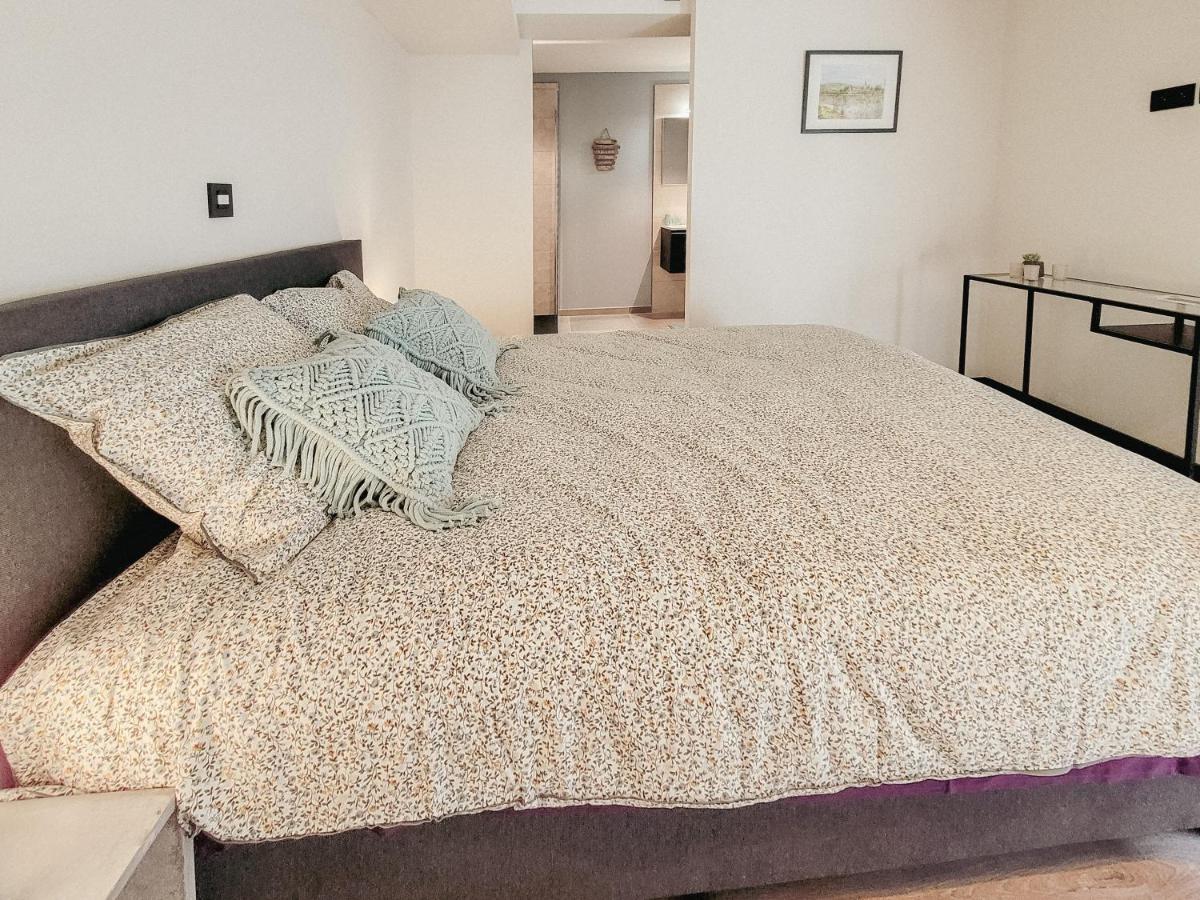 Bed and Breakfast Au Bout De Mes Reves Walcourt Esterno foto