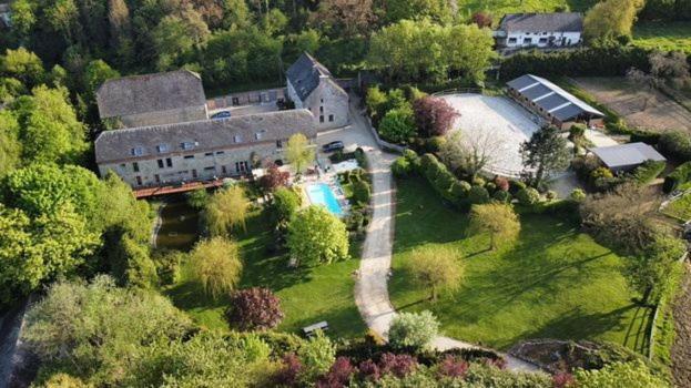 Bed and Breakfast Au Bout De Mes Reves Walcourt Esterno foto